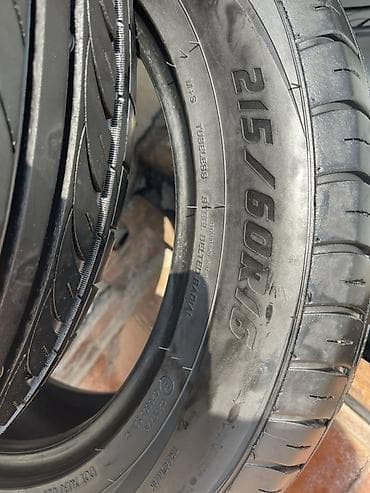 Летняя резина 215/60 R16 (Vitour) Состояние отличное, почти новая —