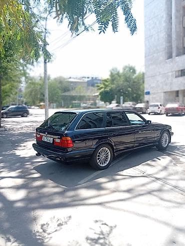 BMW 520: 1995 г., 2 л, Механика, Бензин, Универсал — 3