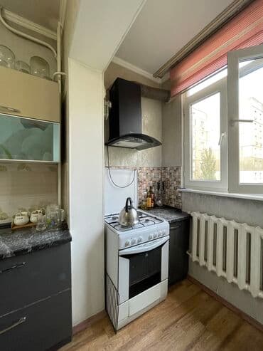 купить квартиру в 12 микрорайоне бишкек: 3 комнаты, 62 м², 105 серия, 4 этаж, Евроремонт — 9