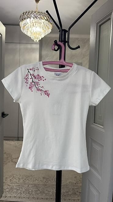 Трендовые футболки сакура 🌸
Цена:550 сом