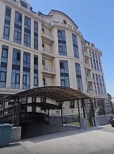 mega hous: 4 комнаты, 175 м² — 2