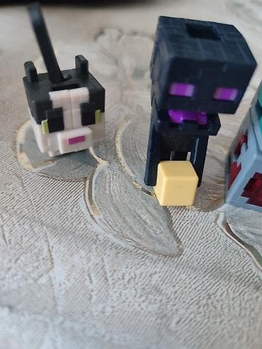 кубики майнкрафт: Коллекция мини-фигурок в стиле Minecraft + кубы-аксессуары. Состав — 3