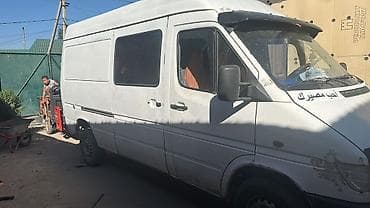 фургон будка: Легкий грузовик, Mercedes-Benz — 5