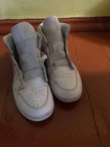 найки: Кроссовки, 39, Nike, Б/у, цвет - Белый, Самовывоз — 2