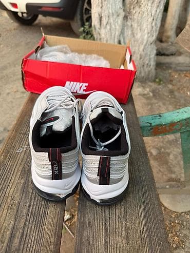 coros pace 3: Мужские кроссовки, 43, Nike, Новый, цвет - Серебристый — 1