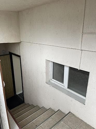 open space: Сдаётся в аренду коммерческое помещение площадью 70 м² (цокольный — 9