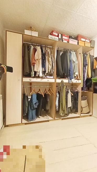 solutions upper: Гардеробный шкаф: Собирается из двух модулей (на фото), можно — 1