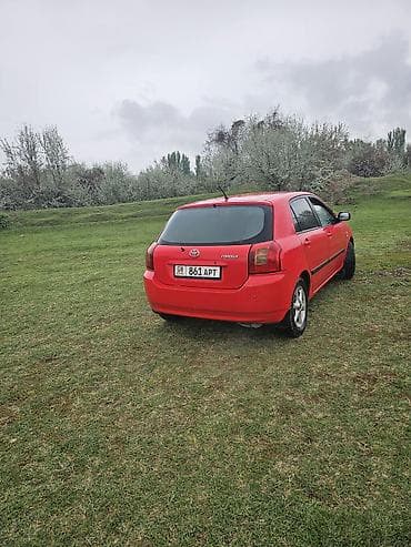 step wgn: Toyota Corolla: 2005 г., Ручные, Бензин, Хэтчбэк — 3