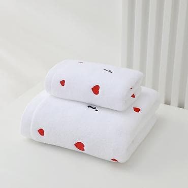 полотенц: Набор махровых банных полотенец с вышивкой сердечек - Состав: 100% — 5