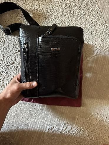 etro барсетка: Продается барсетка Butun
Состояние 10/10
Новый — 2