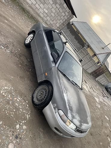 Mazda: Mazda Cronos: 1992 г., 1.8 л, Механика, Бензин, Седан — 3