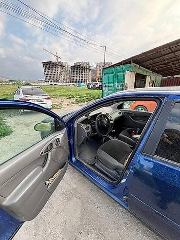 step 2: Ford Focus: 2002 г., 2 л, Автомат, Бензин, Седан — 7