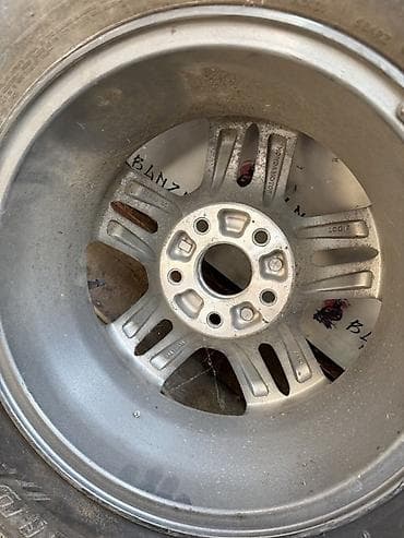 Колеса в сборе 205 / 70 / R 15, Лето, Б/у, 1 шт, Внедорожные (АТ/МТ), Литые, отверстий - 5 — 6
