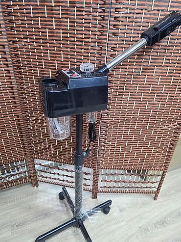 Пароозонатор на стойке для косметологических процедур Описание: -