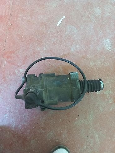 Пневмогидравлический усилитель сцепления (ПГУ) для грузовых