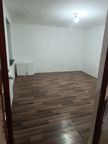 срочно продаётся дом в жил массиве калыс ордо: Времянка, 50 м², 2 комнаты — 1