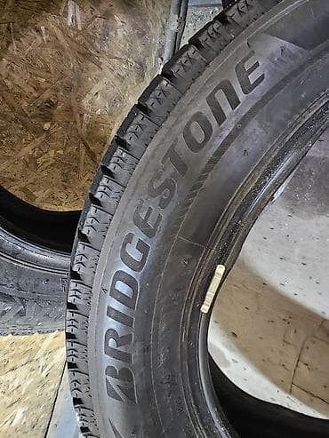 Шины 175 / 65 / R 14, Зима, Б/у, Пара, Легковые, Bridgestone