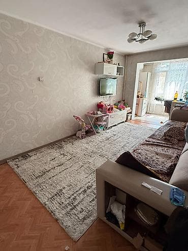 Квартиры: 3 комнаты, 58 м², 11 мкр 104 серия, 3 этаж, Косметический ремонт — 4