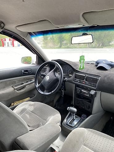 учёт россия: Volkswagen Golf: 1998 г., 1.6 л, Ручные, Бензин, Хэтчбэк — 8
