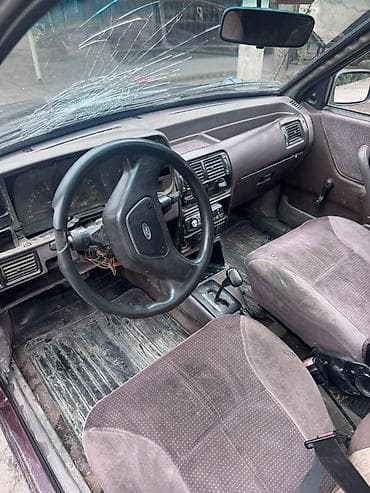 byd leopard: Ford Escort: 1990 г., Автомат, Бензин, Седан — 1
