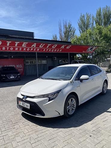 маржан лед: Toyota Corolla: 2021 г., Гибрид, Седан — 2