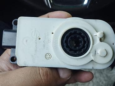 свик каропка: Электрический моторчик BMW Оригинал — 5