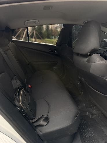 реки: Toyota Prius: 2022 г., 1.8 л, Вариатор, Гибрид, Лифтбек — 9