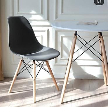 Пластиковый стул, цвет - Белый