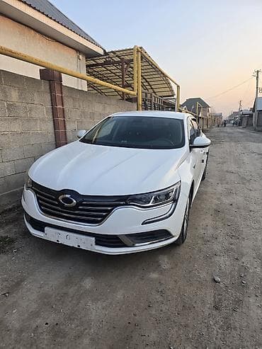 Renault : 2019 г., 2 л, Вариатор, Газ, Седан