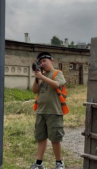 стол тенис: Игра в лазертаг на полигоне "Green Mile" Не знаете чем развлечь детей? — 1