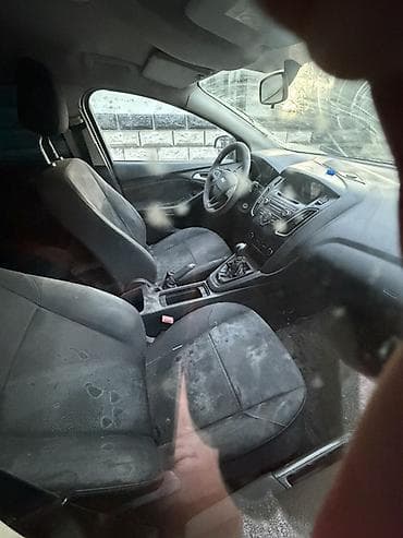 девушка с подушкой: Разбор Ford Focus III (универсал) В продаже любые запчасти с — 4