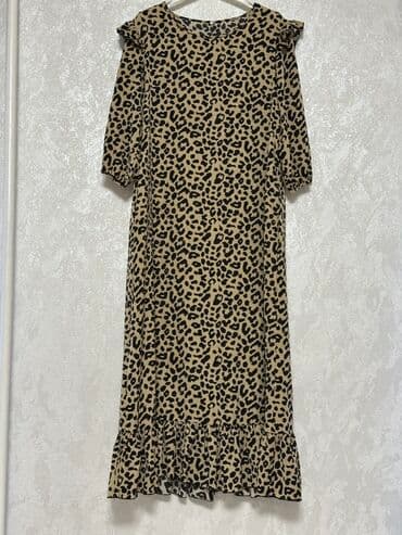 новогоднее платье для беременных: Зеленое платье один выход с поясом 500сом Коричневое платье макси — 2