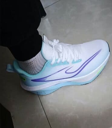 футбольные мячи купить в бишкеке: Бутсы — 2