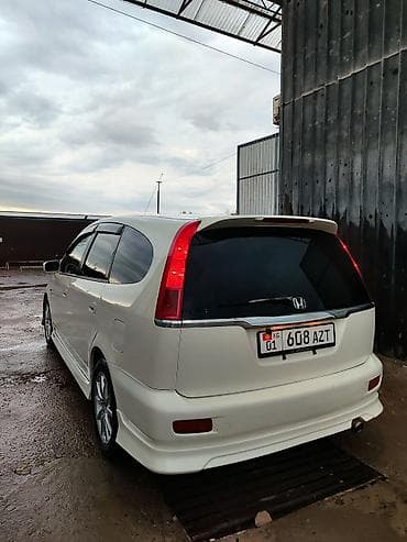 Honda Stream: 2001 г., 2 л, Автомат, Бензин, Минивэн