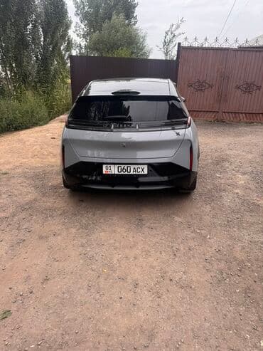 продаю в связи переездом: Zeekr Х: | 2023 г. Кроссовер — 3