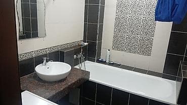 сдаю спортзал: 4 комнаты, Собственник, С мебелью полностью — 5