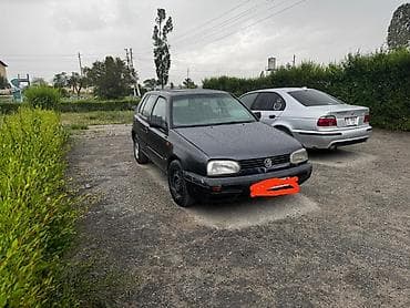 Унаа: Volkswagen Golf: 1993 г., 1.8 л, Кол менен иштөөчү, Бензин, Хетчбек — 2