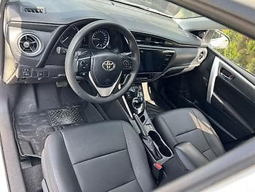 раф 4 2012: Toyota Corolla: 2019 г., 1.8 л, Автомат, Электромобиль, Седан — 5
