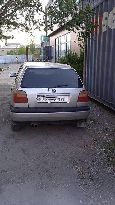 2 4 д: Volkswagen Golf: 1994 г., Бензин, Хэтчбэк — 3