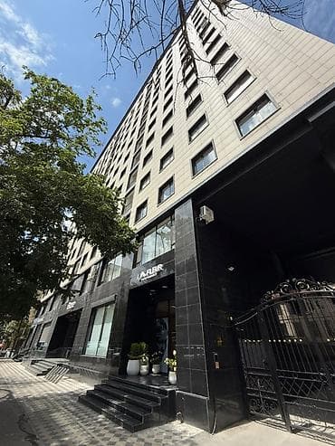 3: Продаю 3 комн. Элитку 93 кВ.м Боконбаева раззакова 9/12, тех — 2