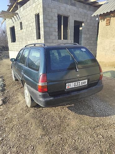 Ford Escort: 1997 г., 1.6 л, Механика, Бензин, Универсал — 4