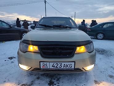 Daewoo Nexia: 2009 г., 1.6 л, Механика, Бензин, Седан