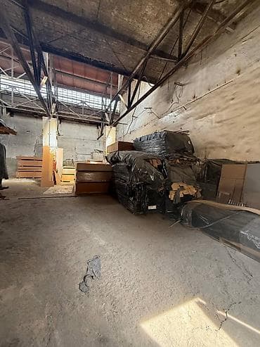 торговое помещение: 📍ул. Интергельпо 🔘Этажи 2 🔘682,4м² Продается коммерческое помещение — 4