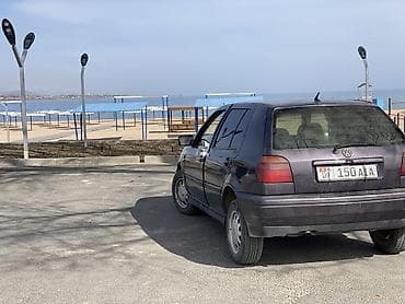 вариант кей джи: Volkswagen Golf: 1993 г., 1.6 л, Хэтчбэк — 2
