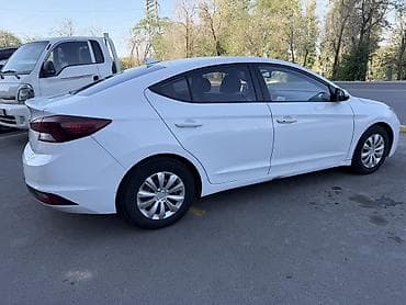 Продажа авто: Hyundai Avante: 2019 г., 1.6 л, Автомат, Бензин, Седан — 7