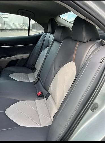 Toyota Camry: 2018 г., Автомат, Бензин, Седан — 7