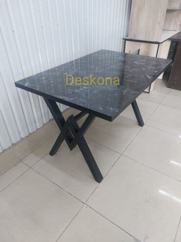 Стол в Loft стиле . Данный стол представляет собой удобное решение