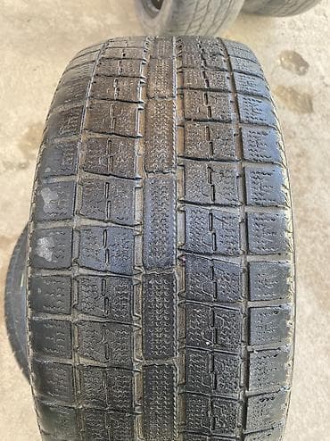 r 350: Шины 215 / 45 / R 17, Б/у, Комплект, Легковые, Toyo — 3