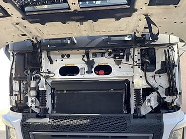Транспорт: Тягач, Volvo, 2018 г. — 4
