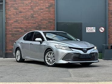 70: Toyota Camry: 2017 г., 2.5 л, Вариатор, Гибрид, Седан — 1